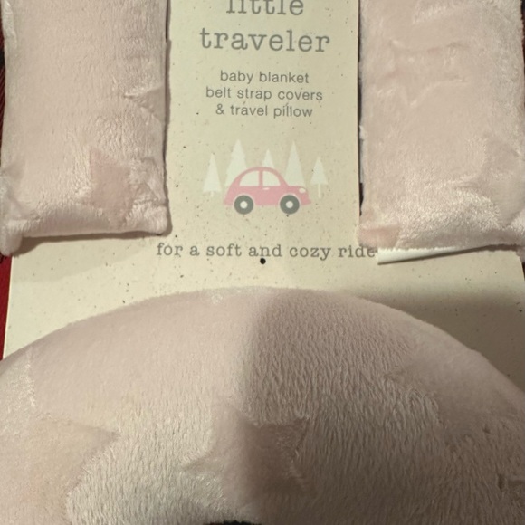 Little Traveler- Baby Travel Essentials Set - Neck Pillow, Strap Covers, NWT - Picture 4 of 4